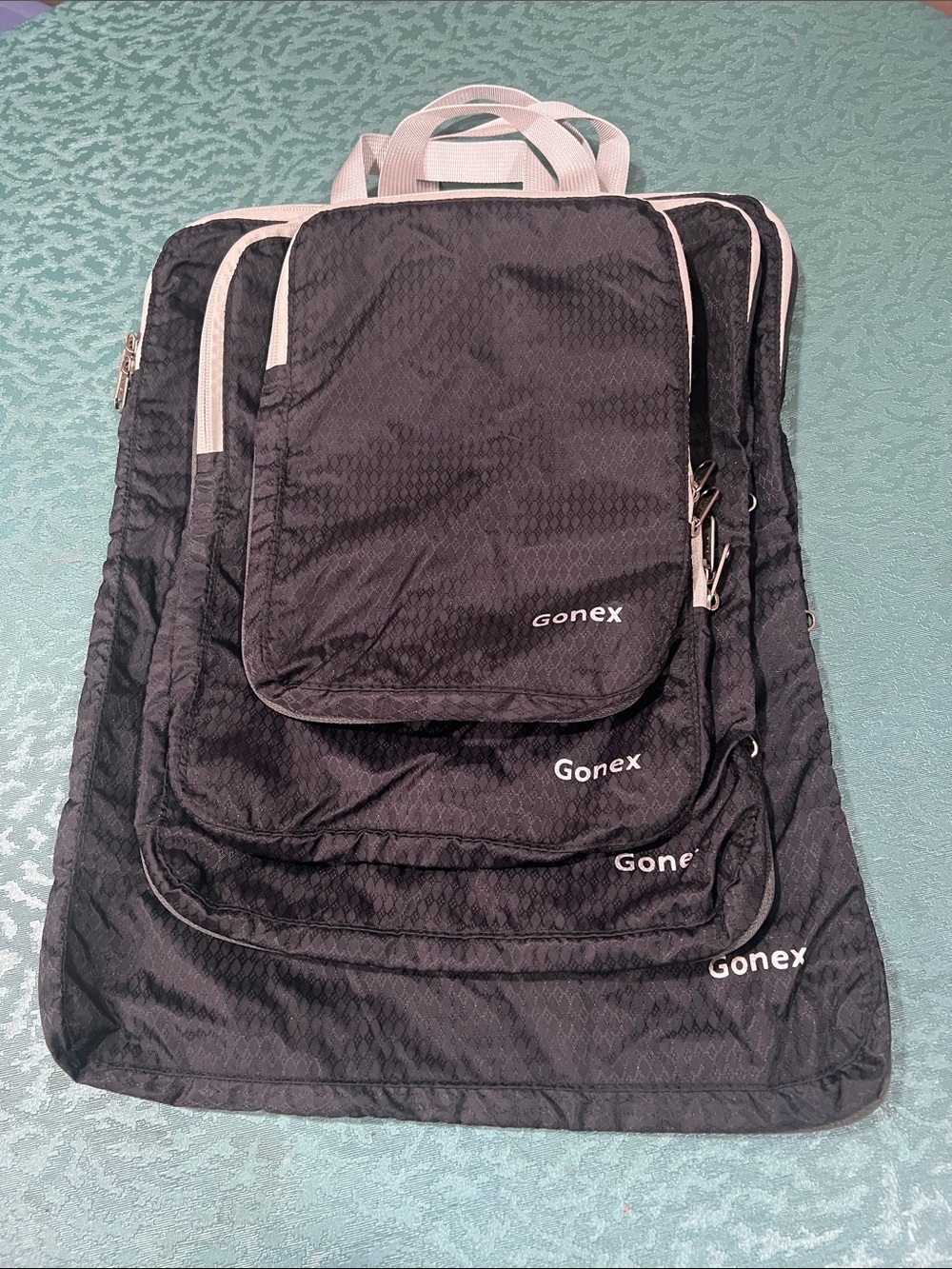 BUNDLE (3 sets) Gonexccompression packing cubes 4-piece set.